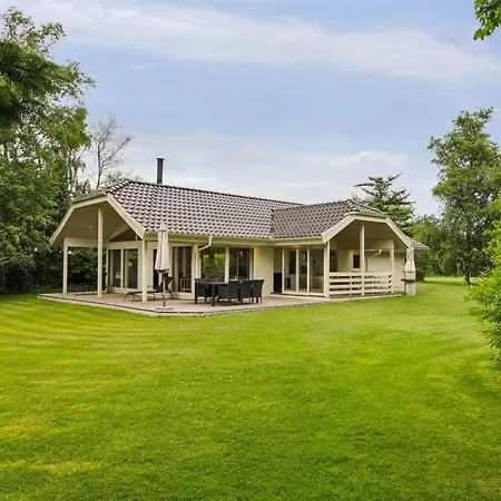 Ilwith - 400m From The Sea By Interhome